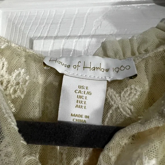House of Harlow 1960 Cream Lace Overlay Blouse - Picture 14 of 14